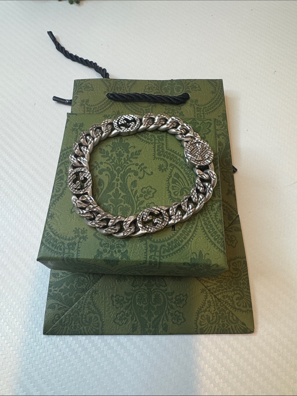 Gucci Silver-Tone Chain Necklace with Logo Clasp